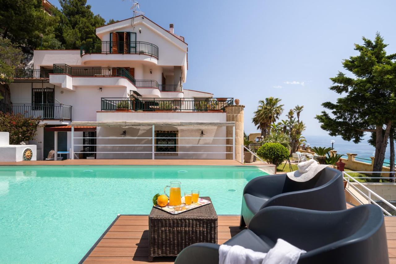 Vista Mare Con Piscina Privata A Mondello * Palermo