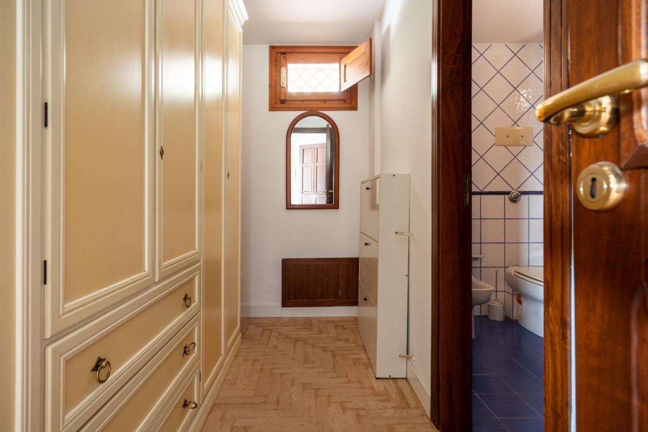 Villa Vista Mare Con Piscina Privata A Mondello *