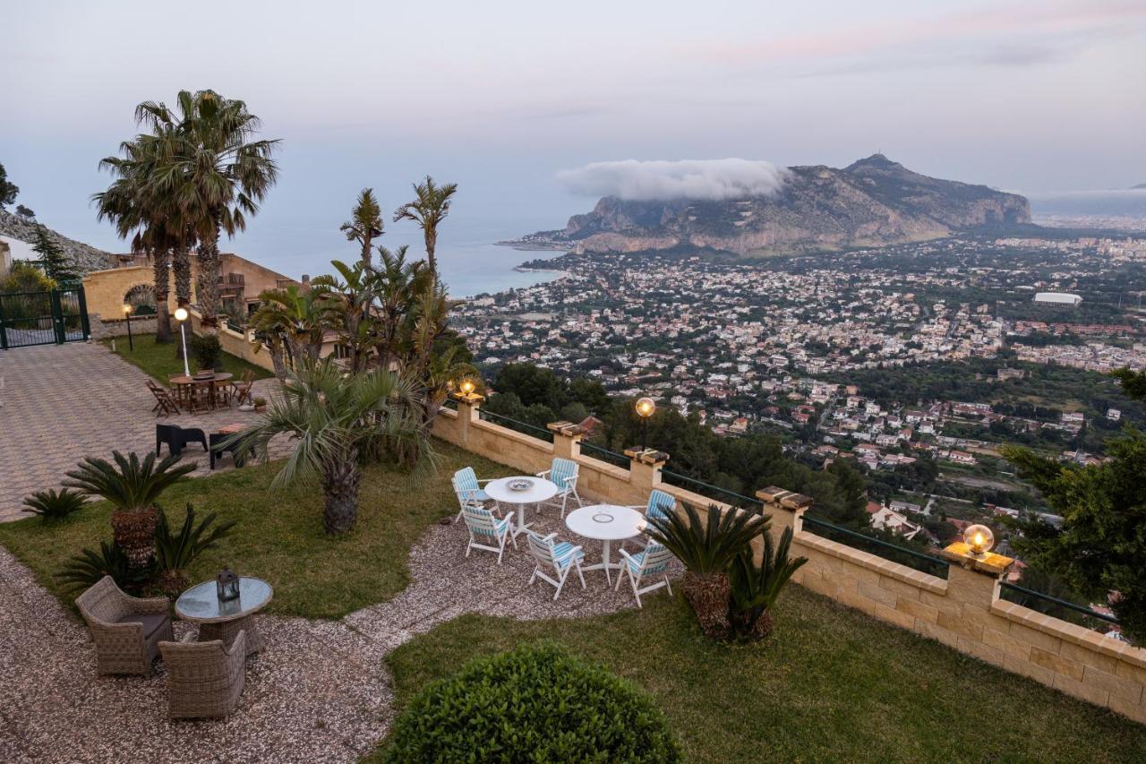 Vista Mare Con Piscina Privata A Mondello Villa *