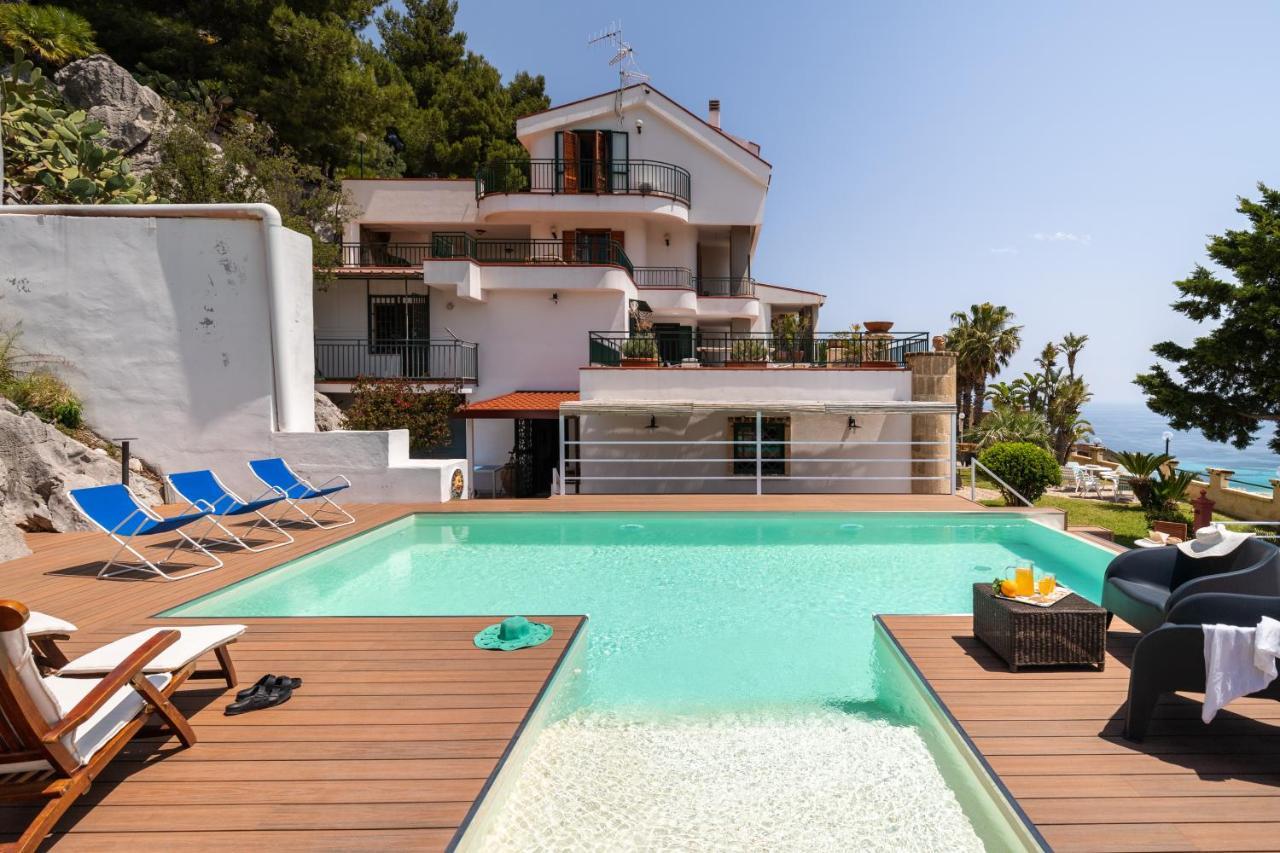 Vista Mare Con Piscina Privata A Mondello Villa *